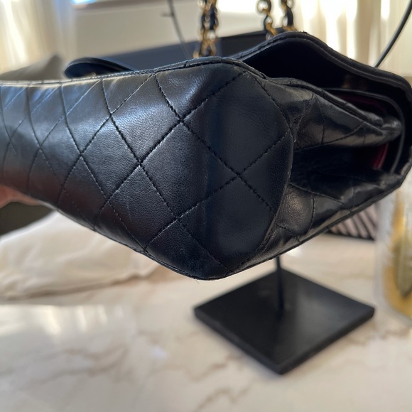 Authentic CHANEL black Double flap lambskin Leather Chain Gold bag 2.55 - Picture 12 of 16